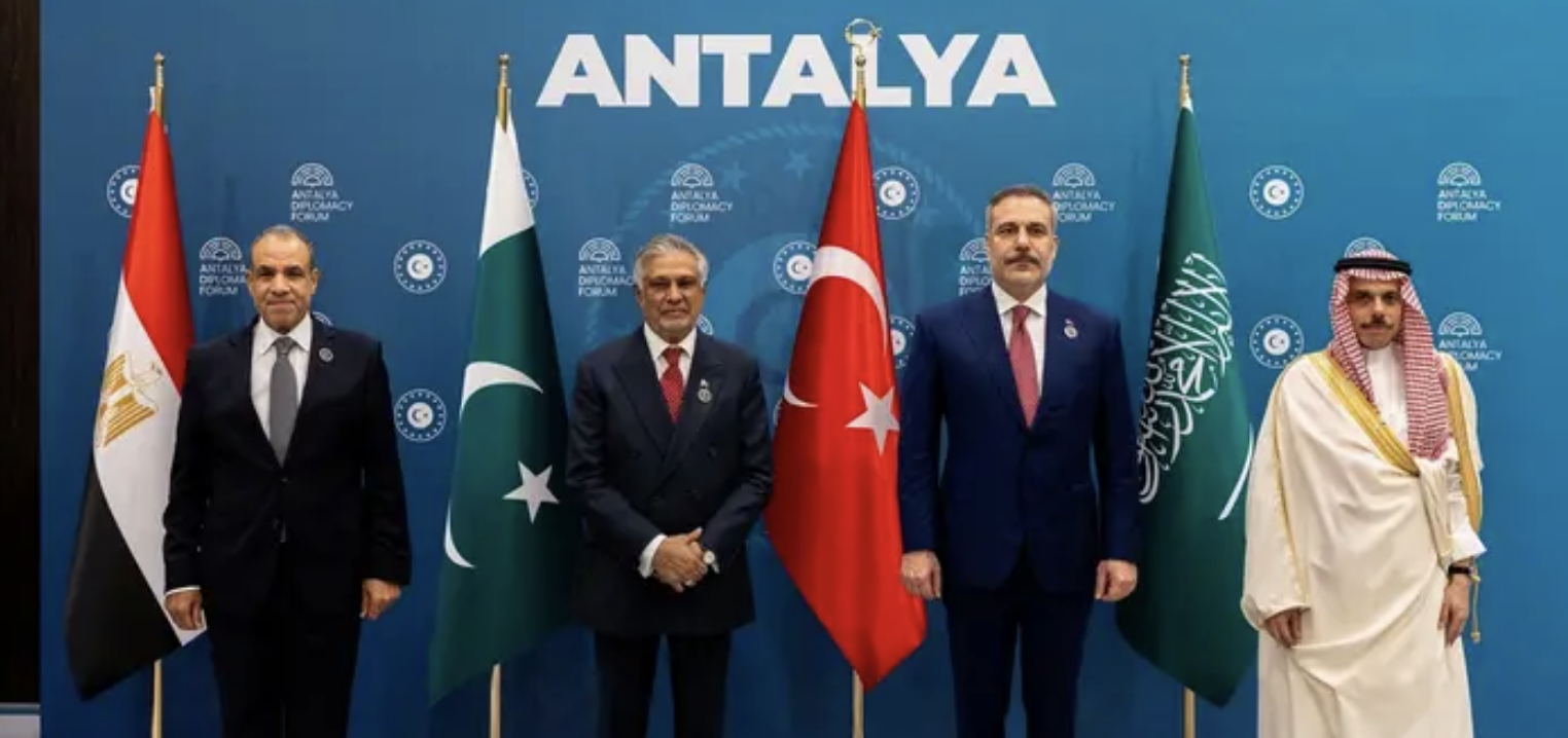 جهود إنهاء حرب إيران تحضر في لقاءات منتدى أنطاليا الدبلوماسي